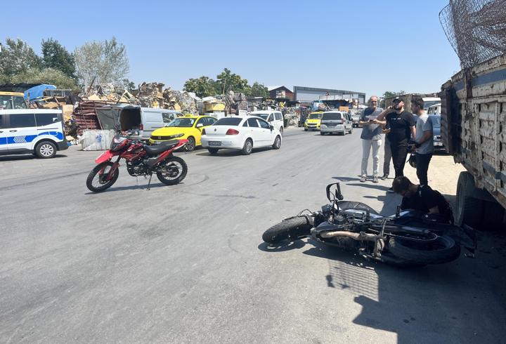 Edirne’de motosikletler çarpıştı; 2 yaralı