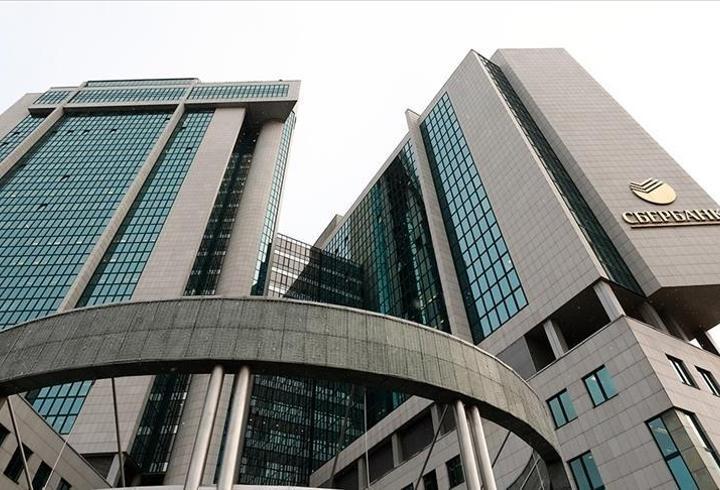 Sberbank ilk yarıyılda 826,6 milyar ruble net kar elde etti