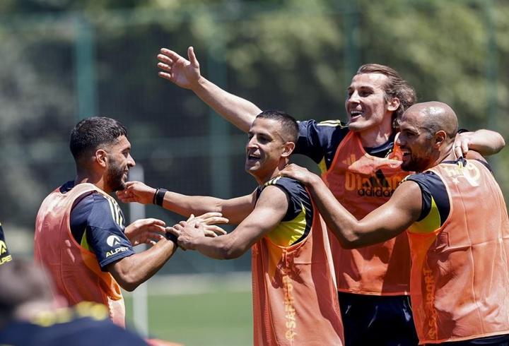 Fenerbahçe yeni sezon çalışmalarına devam etti