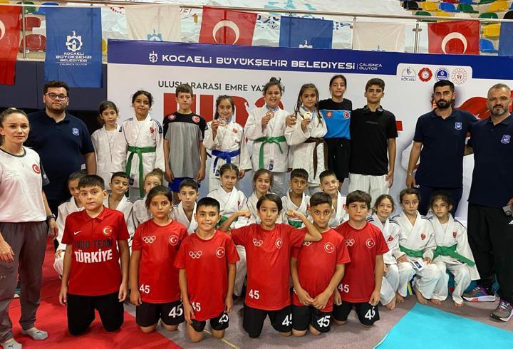 Manisa'ya uluslararası turnuvada 3 madalya