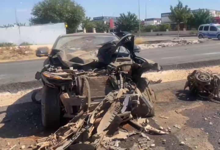 Şanlıurfa'da otomobiller çarpıştı: 1 ölü, 2 yaralı