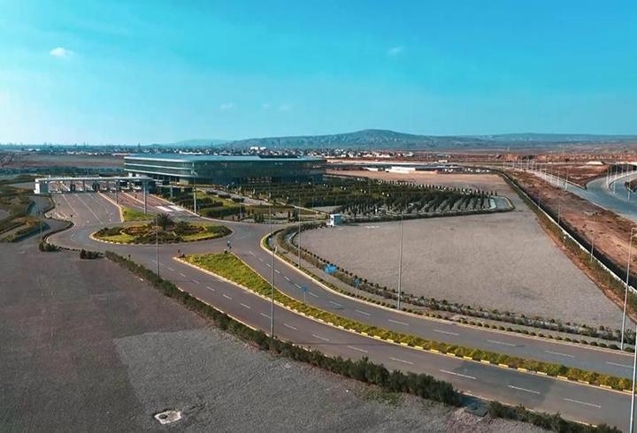 Azerbaycan yatırımcıları bekliyor