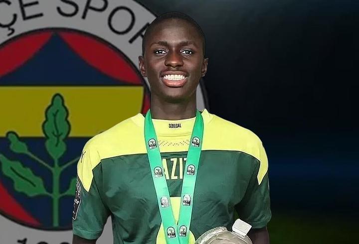 Fenerbahçe'ye Afrika'dan genç yetenek! Transfer resmen duyuruldu...