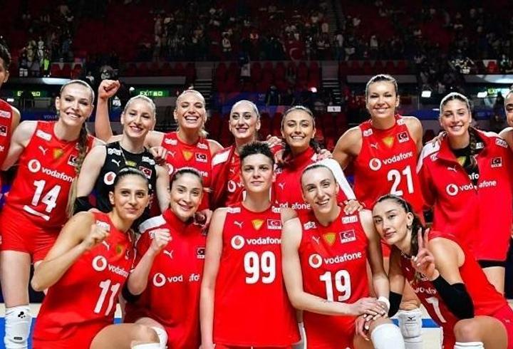 Milletler Ligi'nde final etabı başlıyor! Filenin Sultanları'nda hedef kürsüye çıkmak...