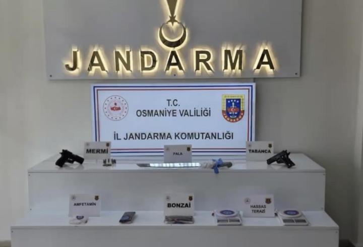 Osmaniye’de uyuşturucu operasyonu: 2 gözaltı 