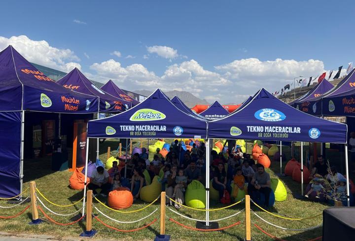 ASELSAN Tekno Macera TIR'ı Van’da