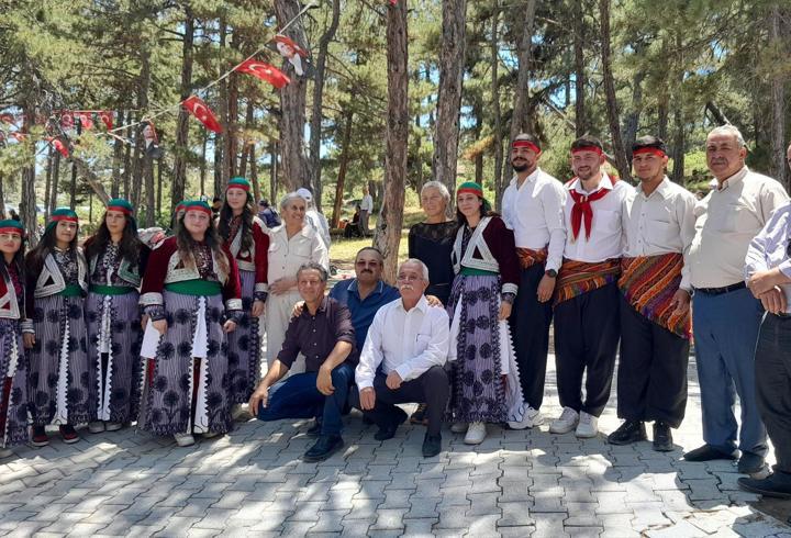 Niyazi Baba etkinliklerine yoğun ilgi