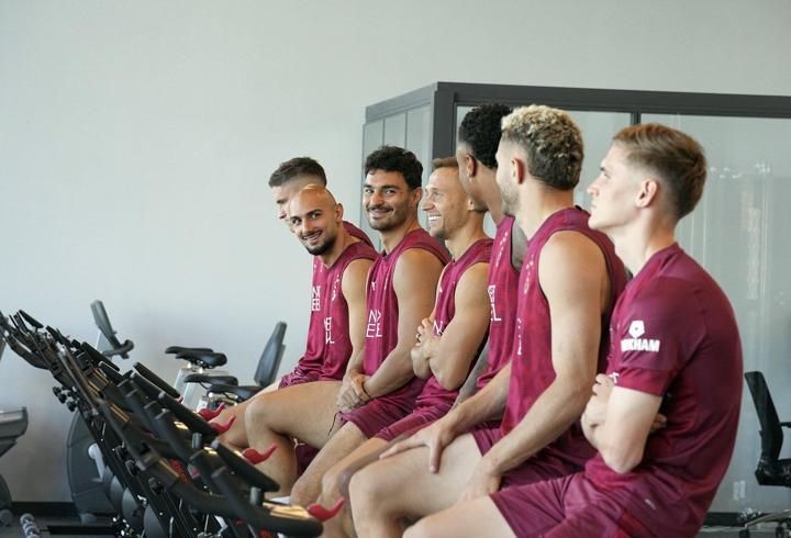 Galatasaray, hazırlık maçının ardından antrenmanlara devam etti