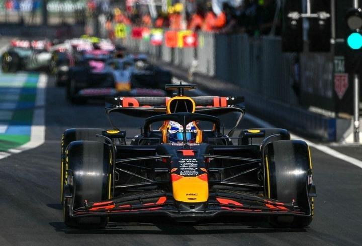 Apple, Formula 1’in yayın hakları için harekete geçiyor