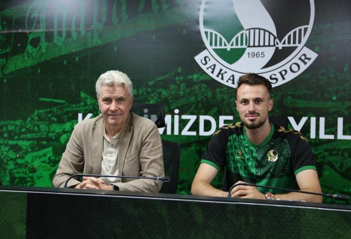 Sakaryaspor’dan defansa takviye