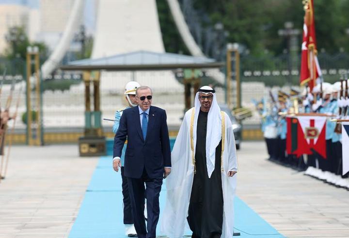 SON DAKİKA... BAE Devlet Başkanı Ankara'da: Cumhurbaşkanı Erdoğan, resmi törenle karşıladı