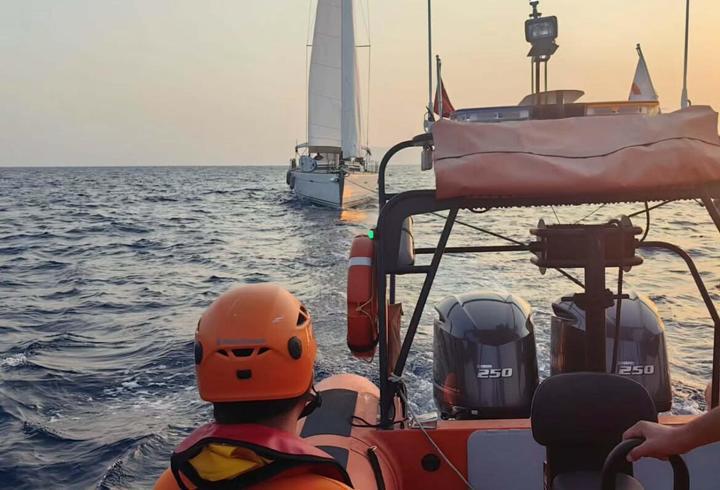 Fethiye'de Tekne Kazası: 2 Kişi Kurtarıldı