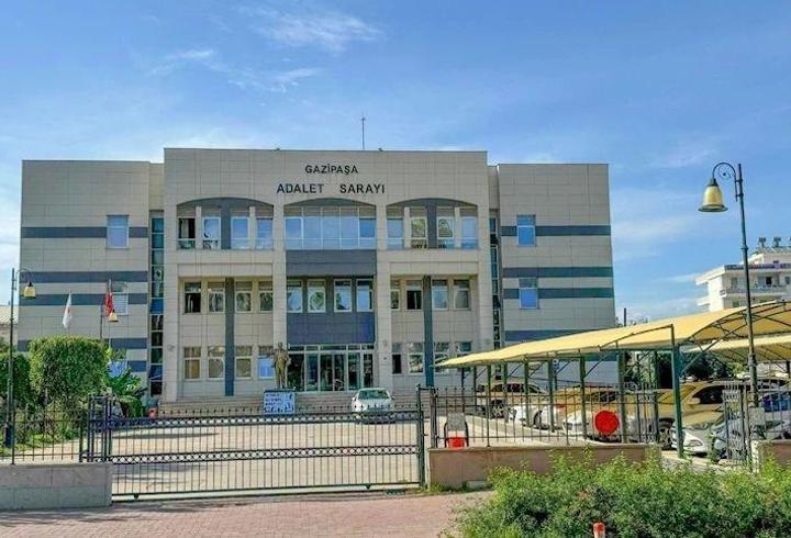 FETÖ'ye finansman sağlayan kadın tutuklandı