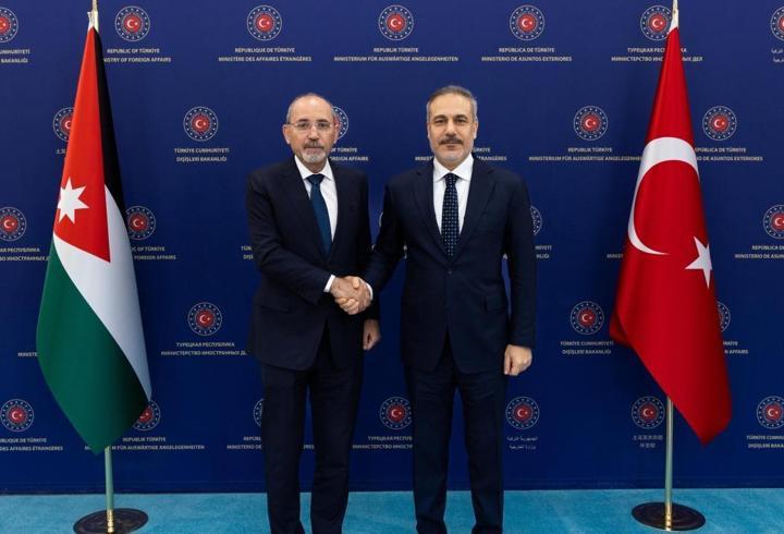 Bakan Fidan, Ürdünlü mevkidaşı ile görüştü