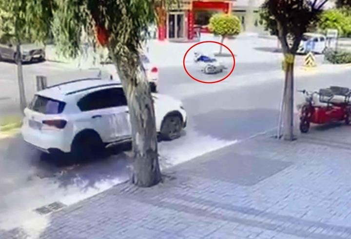 Otomobille çarpışan motosikletli yaralandı 