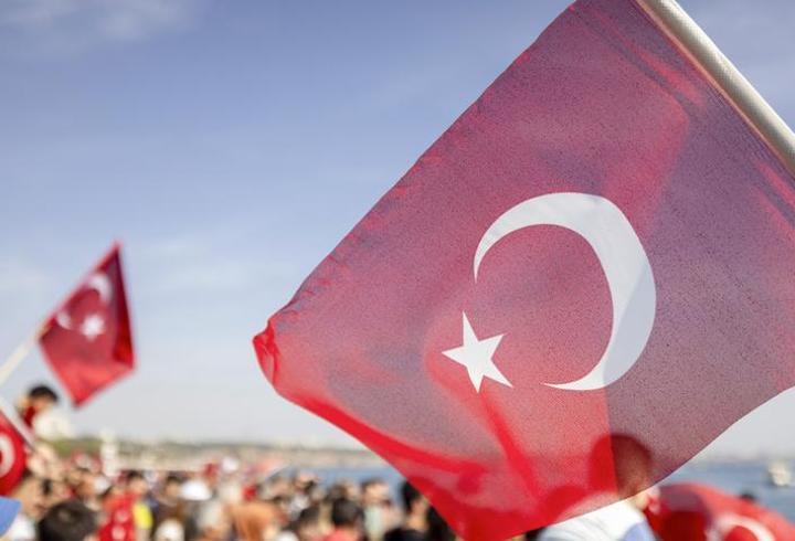 Yerli turistin harcaması rekor kırdı... İlk çeyrekte 76 milyar liralık seyahat masrafı Yerli turistin harcaması rekor kırdı... İlk çeyrekte 76 milyar liralık seyahat masrafı