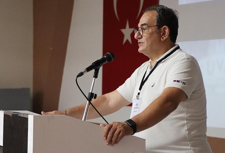 Altay'da başkan Gürüz'ün taraftarla arası gerildi