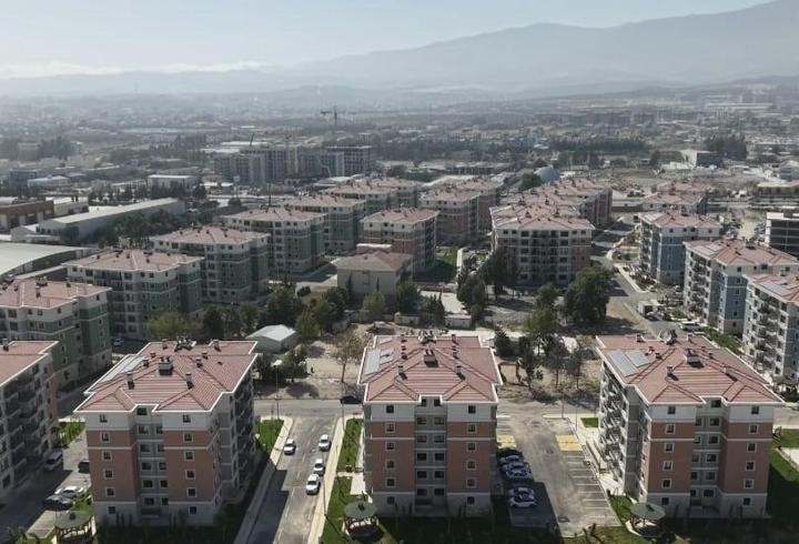 Antakya’da 600 konut depremzedelere teslim edildi