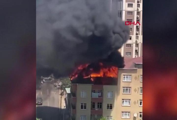 SON DAKİKA... İstanbul Ümraniye'de 4 katlı binada yangın!