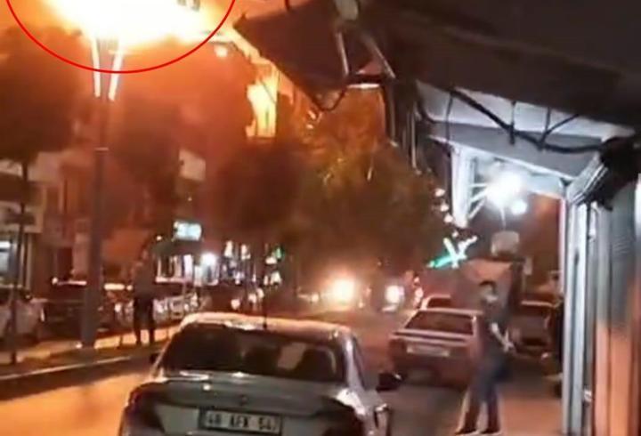 Batman’da çatı katındaki patlama kamerada