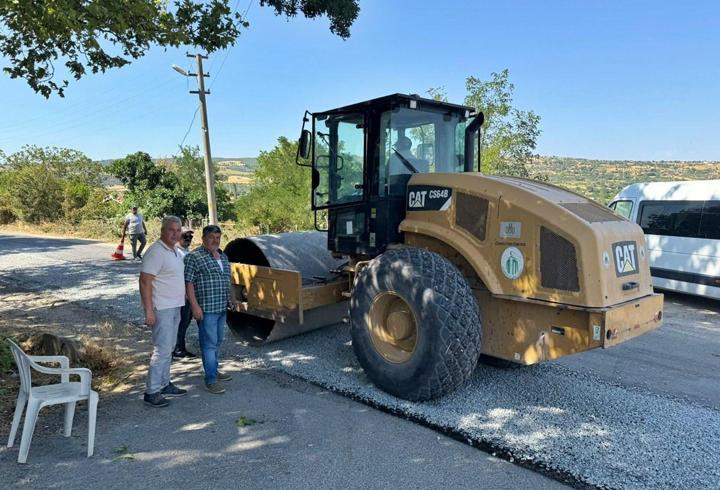 Gelibolu'da köy yollarında çalışma yapılıyor