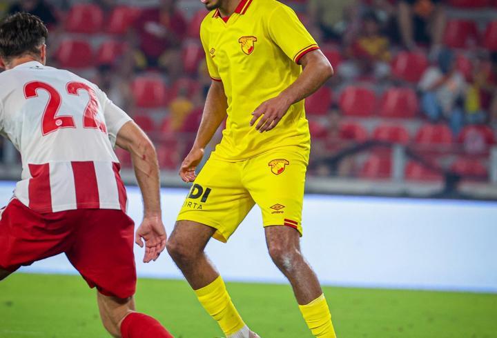  Göztepe'den galibiyetli prova