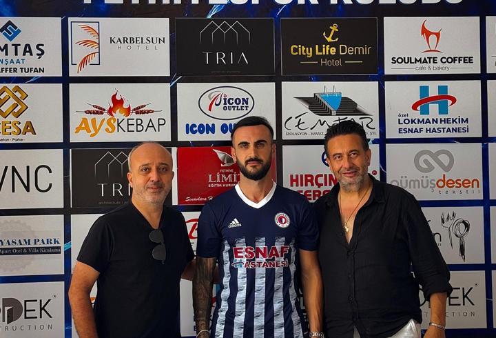 Fethiyespor Oğuz Yılmaz'la imzaladı