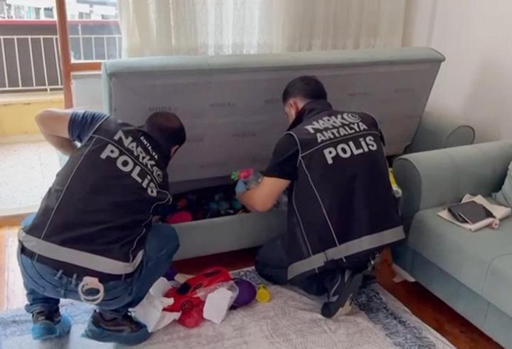 Serik'te uyuşturucu operasyonları