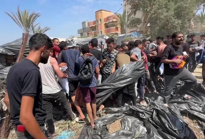 YARDIM DEĞİL ÖLÜM YAĞDI... Gazze' de açlık derinleşiyor!