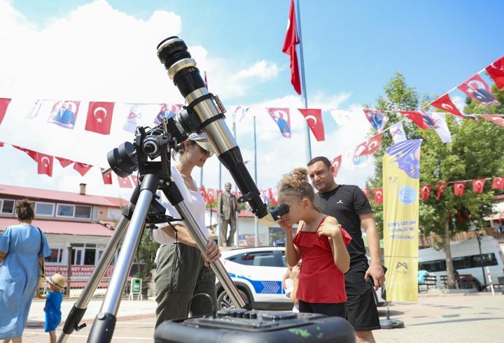 Mercan’la ‘bilim’ meraklılarına ulaşıyor