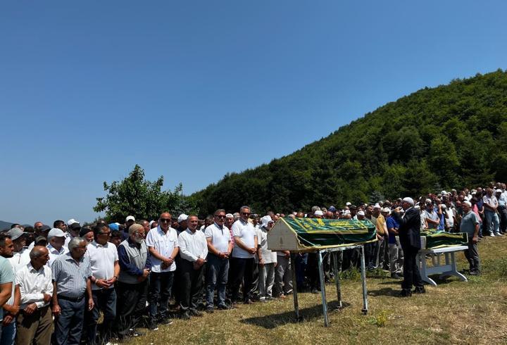 İstanbul'da oğulları tarafından öldürülen çift, Ordu'da toprağa verildi