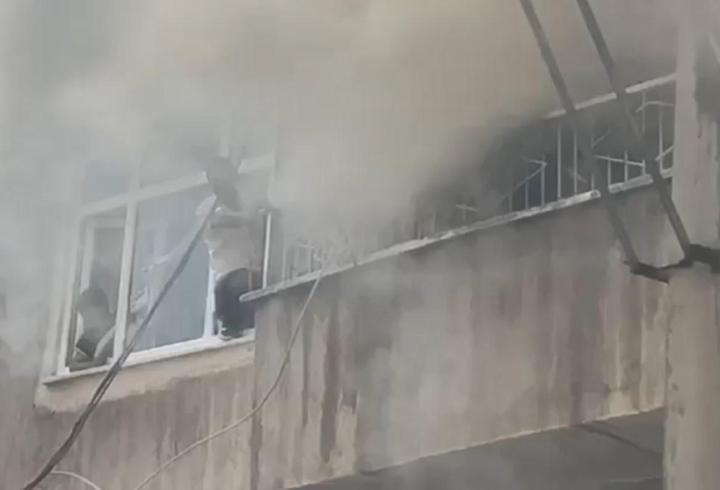 Diyarbakır’da apartman dairesinde yangın