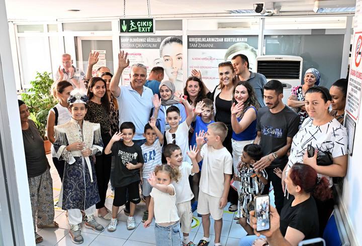 Başkan Uysal’dan sünnet çocuklarına ziyaret