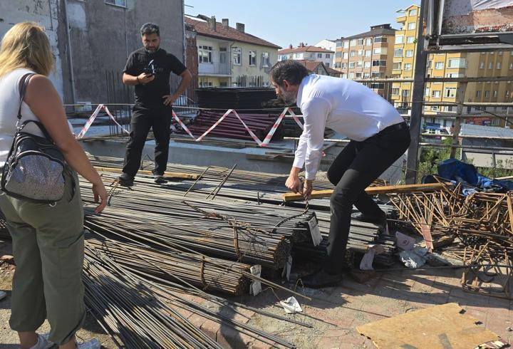 Yavru kediye 2 saatlik umut operasyonu... Ekipler seferber oldu