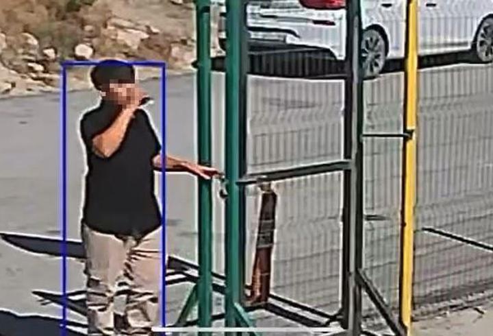 Meşrubat içerek çarşının asma kilidini çaldı 