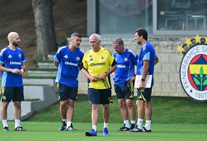 Fenerbahçe’nin yeni kaptanı belli oldu