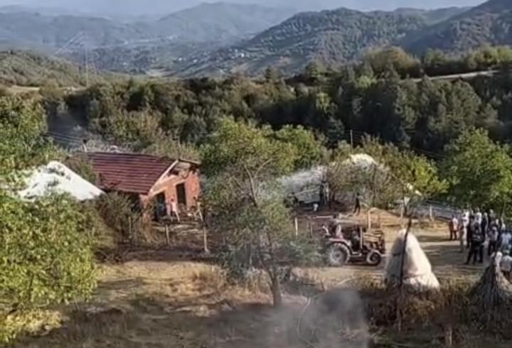 Bartın'da anız ve samanlık yangını 
