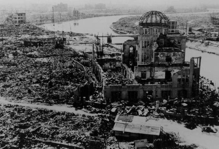 HİROŞİMA'DAKİ YIKIMIN 80. YILI! Atom bombasıyla ölen binlerce kişi anıldı...