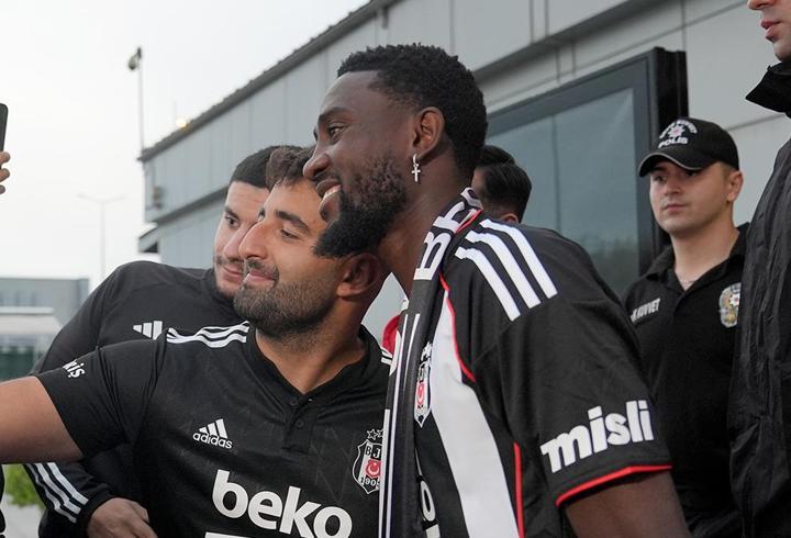Beşiktaş, Ndidi'yi İstanbul'a getirdi
