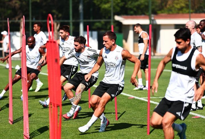 Beşiktaş'ta iki günlük izin sona erdi! St. Patrick's maçı hazırlıkları başladı...