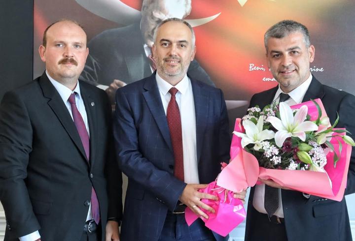 Bursa Şehir Hastanesi Başhekimi Doç. Dr. Salih Metin görevi devraldı