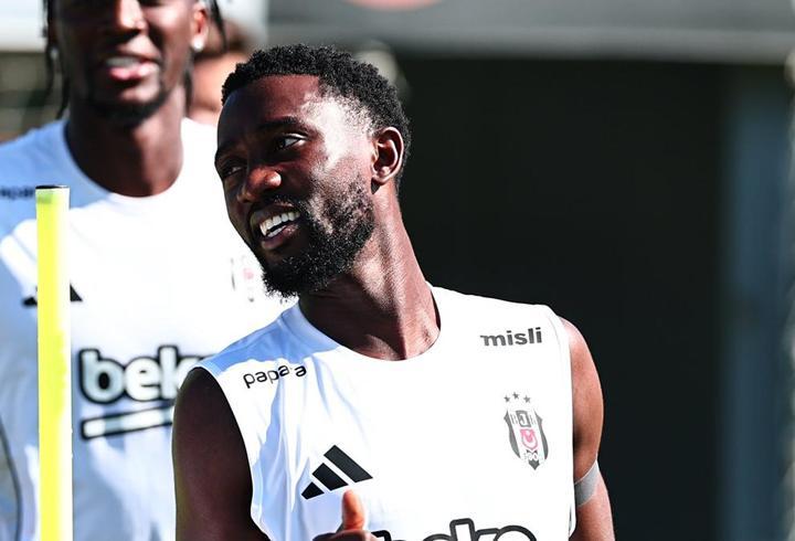 Wilfred Ndidi, Beşiktaş'taki ilk antrenmanına çıktı