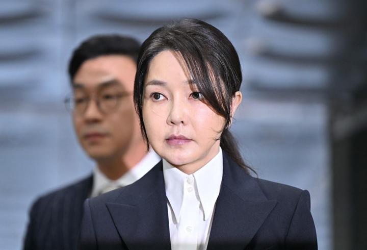 Güney Kore'de eski First Lady Kim Keon Hee tutuklandı