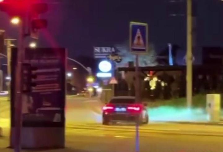 Otomobili ile drift atan ehliyetsiz sürücüye 83 bin TL ceza
