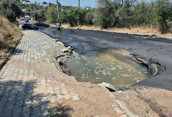 Bodrum’da ana su isale hattı patladı, tonlarca su boşa aktı