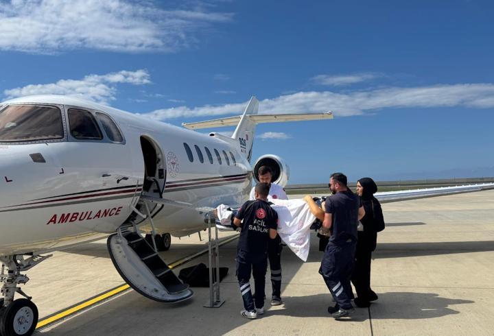 Rize'den Ankara'ya ambulans uçakla hasta sevki