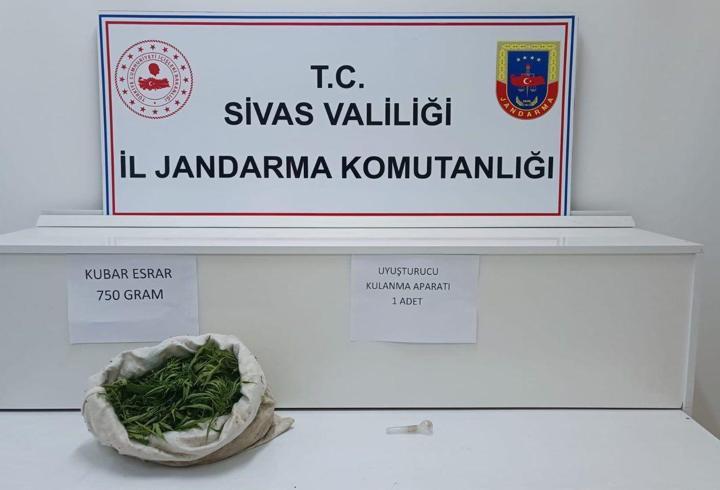 Sivas'ta uyuşturucu operasyonu