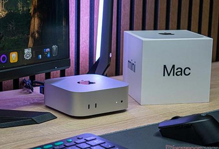 İki yeni Mac mini üzerinde çalışıyor