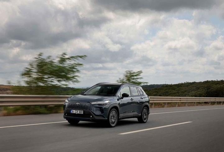 Toyota yeni modellerle 2025'te rekor kıracak