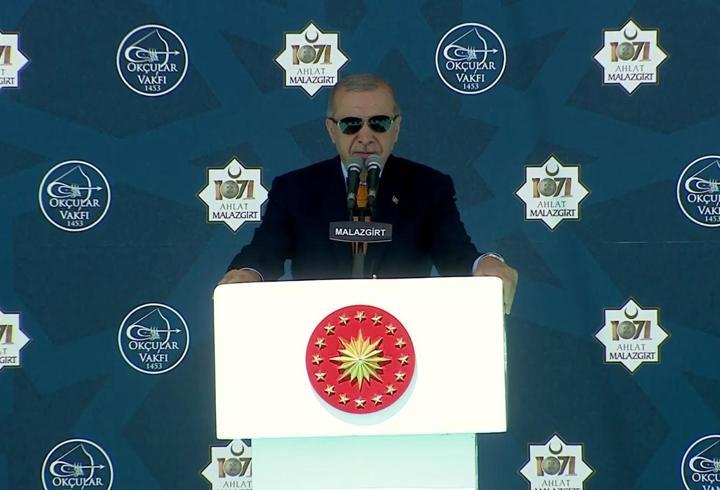 SON DAKİKA... Cumhurbaşkanı Erdoğan'dan Malazgirt'te önemli açıklamalar